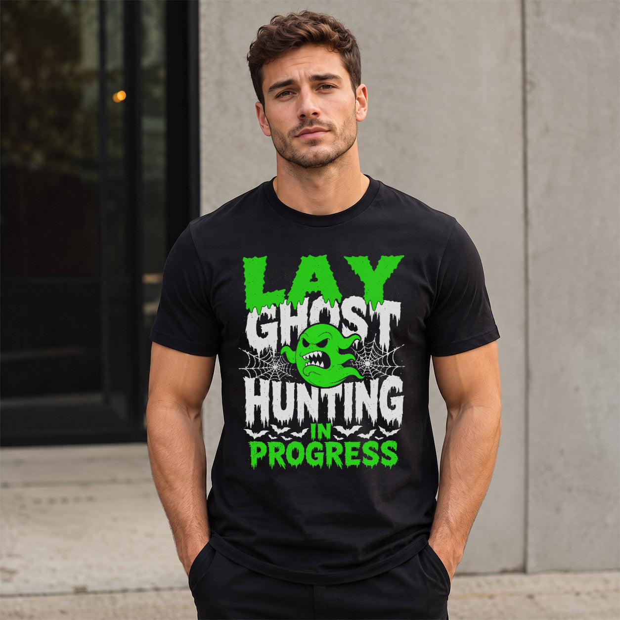 LAY HW22-K06-109 - NAME Ghost Hunting In Progress Personalized Halloween Shirt