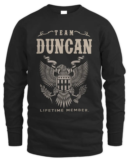 DUNCAN TP06-K82 – Personalized Classic Style Apparel “Team NAME Lifetime Member” - Men's Long Sleeved T-Shirt - Black