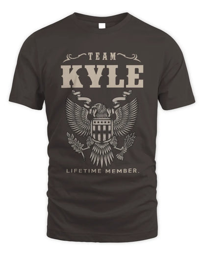 KYLE TP06-K82 – Personalized Classic Style Apparel “Team NAME Lifetime Member” - Unisex Standard T-Shirt - Dark Chocolate