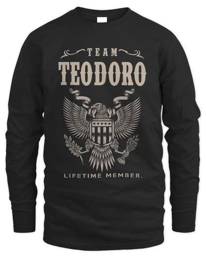 TEODORO TP06-K82 – Personalized Classic Style Apparel “Team NAME Lifetime Member” - Men's Long Sleeved T-Shirt - Black