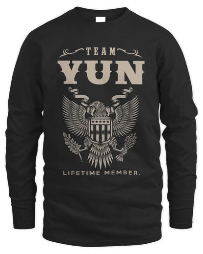 YUN TP06-K82 – Personalized Classic Style Apparel “Team NAME Lifetime Member” - Men's Long Sleeved T-Shirt - Black