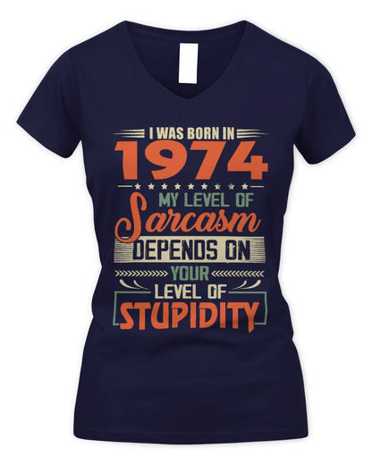 1974 HH89-K2 – Vintage Born to Be Sarcastic T-Shirt - Women's V-Neck T-Shirt - Navy