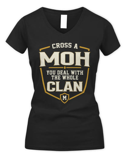 MOH NT1-K008 Cross A/An NAME, You Deal With the Whole Clan | Personalized Vintage T-Shirt - Women's V-Neck T-Shirt - Black