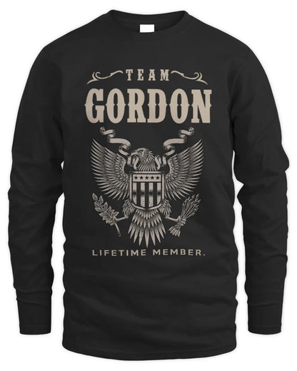 GORDON TP06-K82 – Personalized Classic Style Apparel “Team NAME Lifetime Member” - Men's Long Sleeved T-Shirt - Black