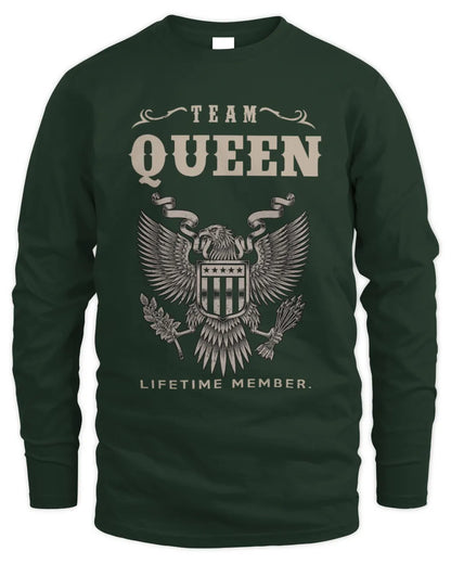 QUEEN TP06-K82 – Personalized Classic Style Apparel “Team NAME Lifetime Member” - Men's Long Sleeved T-Shirt - Forest Green