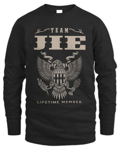 JIE TP06-K82 – Personalized Classic Style Apparel “Team NAME Lifetime Member” - Men's Long Sleeved T-Shirt - Black