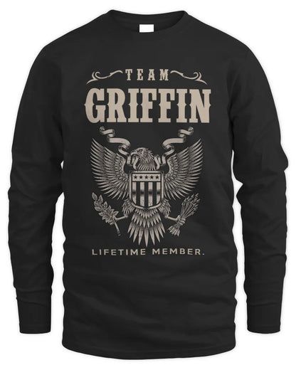 GRIFFIN TP06-K82 – Personalized Classic Style Apparel “Team NAME Lifetime Member” - Men's Long Sleeved T-Shirt - Black