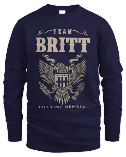 BRITT TP06-K82 – Personalized Classic Style Apparel “Team NAME Lifetime Member” - Men's Long Sleeved T-Shirt - Navy