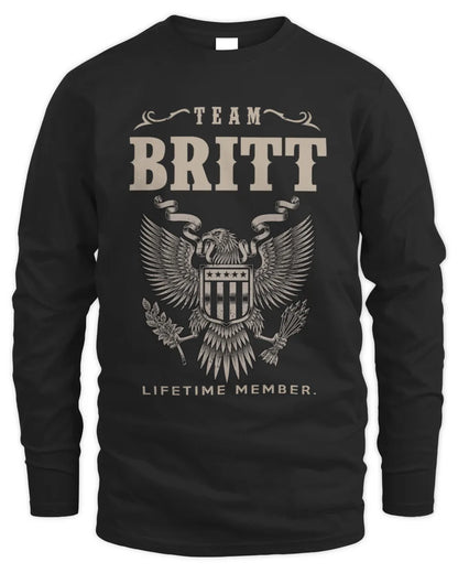BRITT TP06-K82 – Personalized Classic Style Apparel “Team NAME Lifetime Member” - Men's Long Sleeved T-Shirt - Black