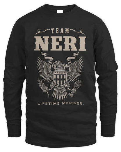 NERI TP06-K82 – Personalized Classic Style Apparel “Team NAME Lifetime Member” - Men's Long Sleeved T-Shirt - Black