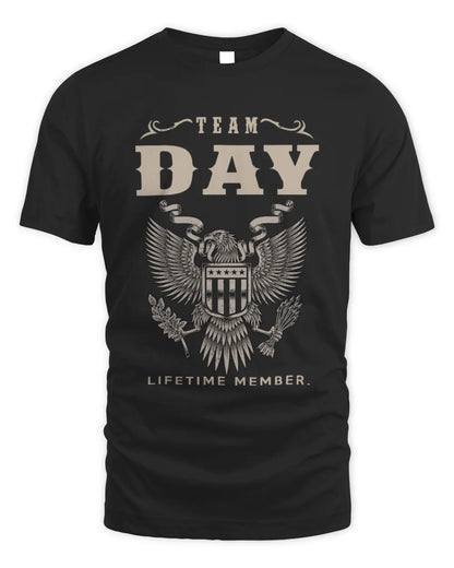 DAY TP06-K82 – Personalized Classic Style Apparel “Team NAME Lifetime Member” - Unisex Standard T-Shirt - Black