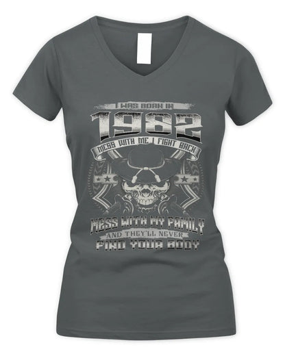 1982 HH89-K2 – Protective Family Quote T-Shirt - Women's V-Neck T-Shirt - Charcoal