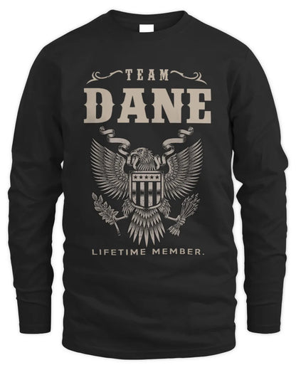 DANE TP06-K82 – Personalized Classic Style Apparel “Team NAME Lifetime Member” - Men's Long Sleeved T-Shirt - Black