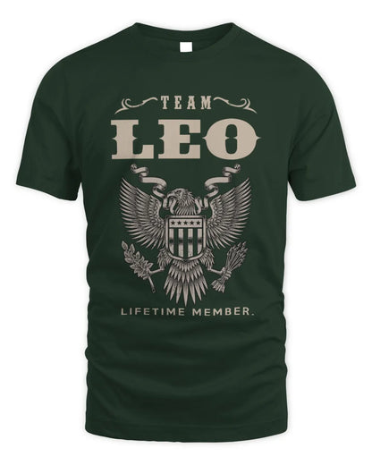 LEO TP06-K82 – Personalized Classic Style Apparel “Team NAME Lifetime Member” - Unisex Standard T-Shirt - Forest Green
