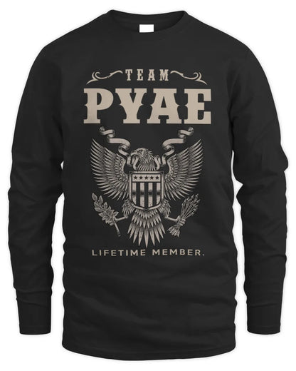 PYAE TP06-K82 – Personalized Classic Style Apparel “Team NAME Lifetime Member” - Men's Long Sleeved T-Shirt - Black