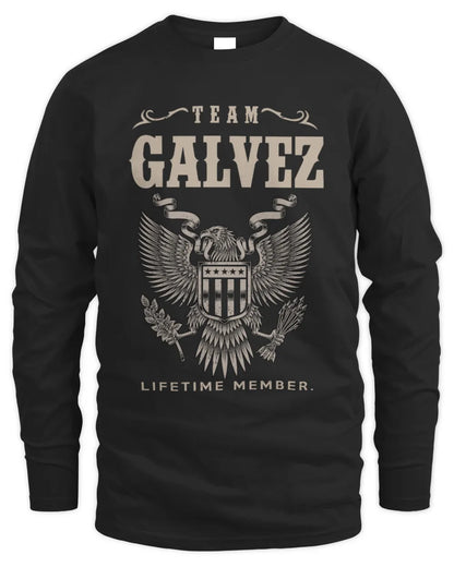 GALVEZ TP06-K82 – Personalized Classic Style Apparel “Team NAME Lifetime Member” - Men's Long Sleeved T-Shirt - Black