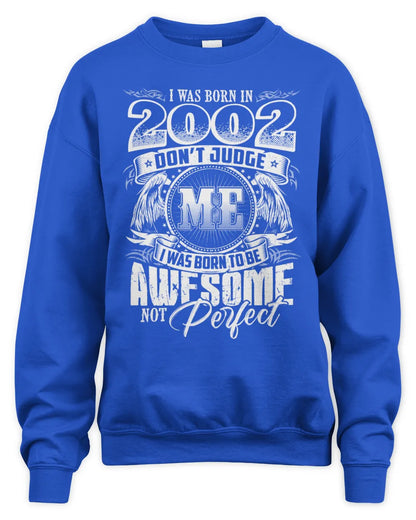 2002 HH89-K2 – Awesome Birth Year Quote T-Shirt - Unisex Sweatshirt - Royal