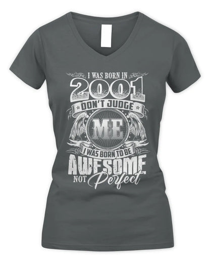 2001 HH89-K2 – Awesome Birth Year Quote T-Shirt - Women's V-Neck T-Shirt - Charcoal