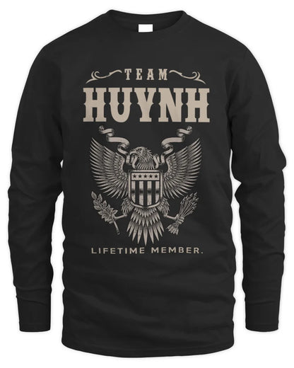 HUYNH TP06-K82 – Personalized Classic Style Apparel “Team NAME Lifetime Member” - Men's Long Sleeved T-Shirt - Black