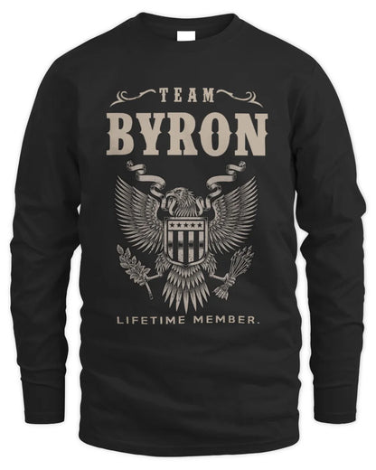 BYRON TP06-K82 – Personalized Classic Style Apparel “Team NAME Lifetime Member” - Men's Long Sleeved T-Shirt - Black