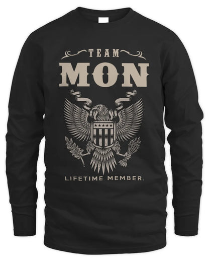 MON TP06-K82 – Personalized Classic Style Apparel “Team NAME Lifetime Member” - Men's Long Sleeved T-Shirt - Black