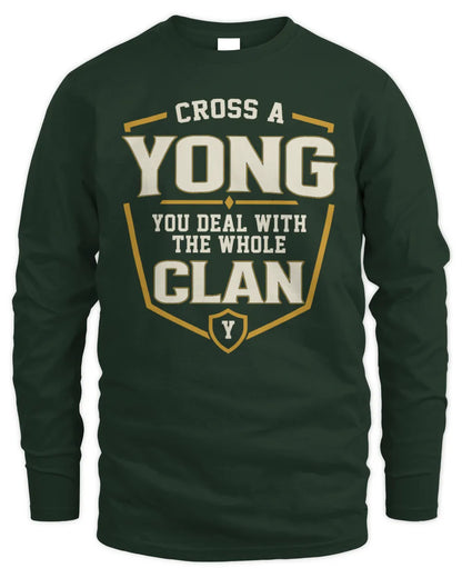 YONG NT1-K008 Cross A/An NAME, You Deal With the Whole Clan | Personalized Vintage T-Shirt - Men's Long Sleeved T-Shirt - Forest Green