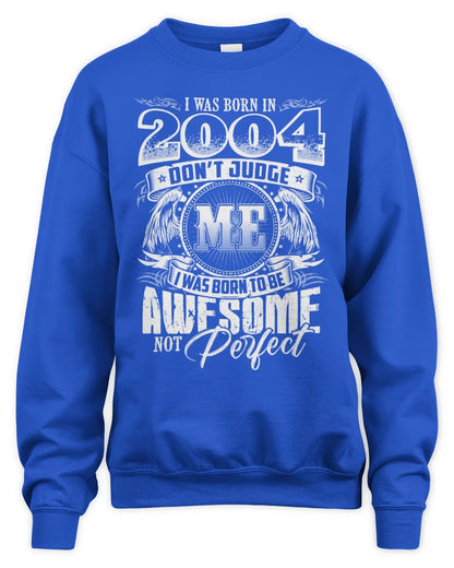 2004 HH89-K2 – Awesome Birth Year Quote T-Shirt - Unisex Sweatshirt - Royal