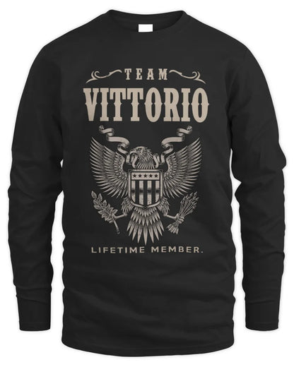 VITTORIO TP06-K82 – Personalized Classic Style Apparel “Team NAME Lifetime Member” - Men's Long Sleeved T-Shirt - Black